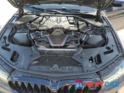 Zdjęcie 11 z 12 samochodu: 2021 BMW M5 VIN:WBS83CH05MCH33385 - miniatura
