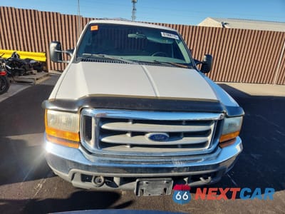 Piąte zdjęcie samochodu w środku: 2000 FORD F250 SUPER DUTY VIN:1FTNX20S2YEE38872 - miniatura