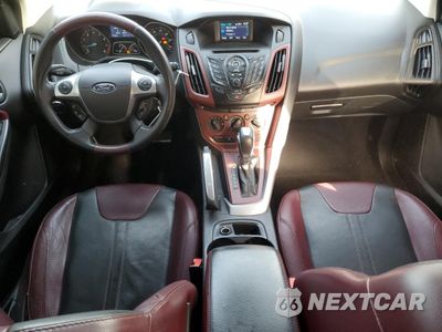 Zdjęcie 8 z 14 samochodu: 2013 FORD FOCUS SE VIN:1FADP3K28DL321162 - miniatura