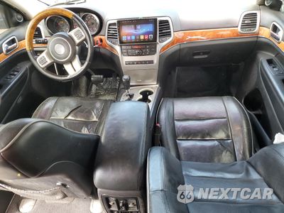 Zdjęcie 8 z 13 samochodu: 2013 JEEP GRAND CHEROKEE OVERLAND VIN:1C4RJECT6DC588160 - miniatura