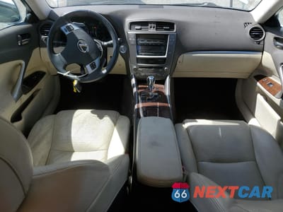 Zdjęcie 8 z 12 samochodu: 2011 LEXUS IS 250 VIN:JTHBF5C28B5139489 - miniatura