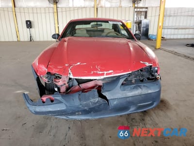 Piąte zdjęcie samochodu w środku: 1998 FORD MUSTANG VIN:1FAFP4045WF247641 - miniatura