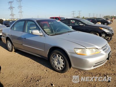 Czwarte zdjęcie samochodu z boku: 2002 HONDA ACCORD LX VIN:1HGCG56462A029615 - miniatura