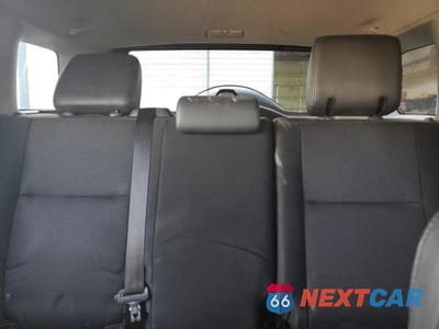 Zdjęcie 10 z 14 samochodu: 2012 TOYOTA FJ CRUISER VIN:JTEBU4BF1CK123624 - miniatura