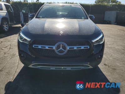 Piąte zdjęcie samochodu w środku: 2022 MERCEDES-BENZ GLA 250 4MATIC VIN:W1N4N4HB1NJ371629 - miniatura