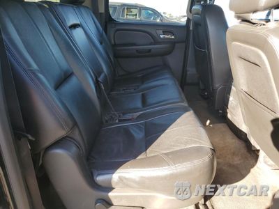 Zdjęcie 10 z 14 samochodu: 2012 CHEVROLET SUBURBAN C1500 LT VIN:1GNSCJE09CR308029 - miniatura