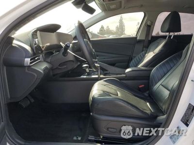 Zdjęcie 7 z 12 samochodu: 2024 HYUNDAI ELANTRA LIMITED VIN:KMHLN4DJ6RU115714 - miniatura