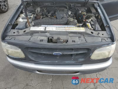 Zdjęcie 12 z 13 samochodu: 1998 FORD EXPLORER VIN:1FMYU22X6WUA10221 - miniatura