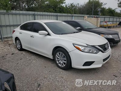 Czwarte zdjęcie samochodu z boku: 2016 NISSAN ALTIMA 2.5 VIN:1N4AL3AP3GN360262 - miniatura