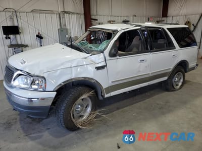 2000 FORD EXPEDITION XLT 1FMRU1666YLB29122 - główne zdjęcie licytacji z USA - miniatura