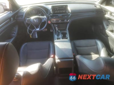Zdjęcie 8 z 12 samochodu: 2018 HONDA ACCORD SPORT VIN:1HGCV1F38JA032343 - miniatura