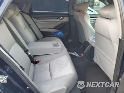 Zdjęcie 10 z 12 samochodu: 2020 HONDA ACCORD LX VIN:1HGCV1F19LA026214 - miniatura