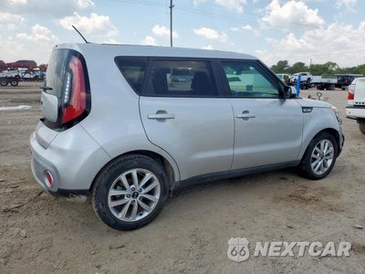 Trzecie zdjęcie samochodu z tyłu: 2019 KIA SOUL + VIN:KNDJP3A58K7690263 - miniatura