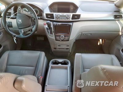 Zdjęcie 8 z 16 samochodu: 2014 HONDA ODYSSEY TOURING VIN:5FNRL5H94EB106295 - miniatura