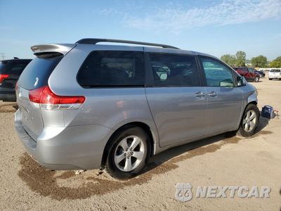 Trzecie zdjęcie samochodu z tyłu: 2011 TOYOTA SIENNA LE VIN:5TDKK3DCXBS142400 - miniatura