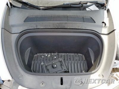 Zdjęcie 11 z 12 samochodu: 2022 TESLA MODEL Y VIN:7SAYGAEE5NF545423 - miniatura