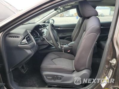 Zdjęcie 7 z 13 samochodu: 2019 TOYOTA CAMRY L VIN:4T1B11HK0KU251836 - miniatura