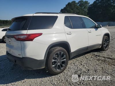 Trzecie zdjęcie samochodu z tyłu: 2021 CHEVROLET TRAVERSE RS VIN:1GNERJKW8MJ142025 - miniatura