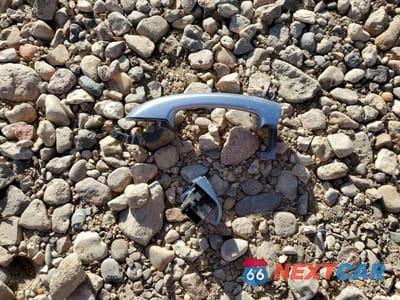 Zdjęcie 13 z 16 samochodu: 2011 VOLKSWAGEN GOLF VIN:WVWNM9AJ9BW314719 - miniatura