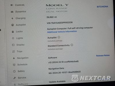 Zdjęcie 9 z 14 samochodu: 2023 TESLA MODEL Y VIN:7SAYGAEE5PF812336 - miniatura