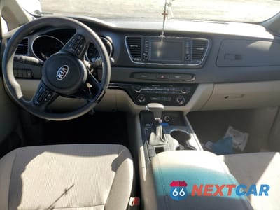Zdjęcie 8 z 13 samochodu: 2021 KIA SEDONA LX VIN:KNDMB5C11M6663240 - miniatura