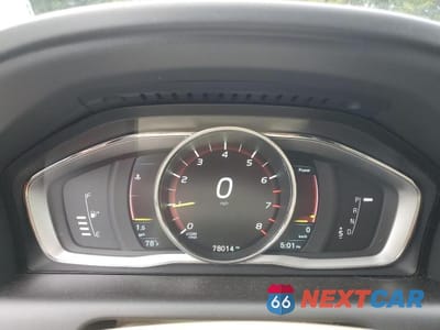Zdjęcie 8 z 10 samochodu: 2015 VOLVO XC60 T6 PREMIER VIN:YV4902RK9F2763135 - miniatura