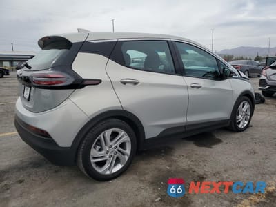 Trzecie zdjęcie samochodu z tyłu: 2023 CHEVROLET BOLT EV 1LT VIN:1G1FW6S00P4192427 - miniatura