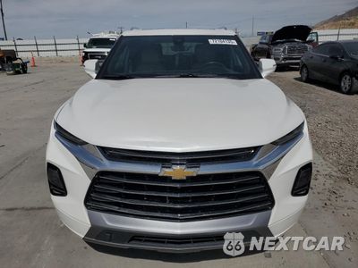 Piąte zdjęcie samochodu w środku: 2021 CHEVROLET BLAZER PREMIER VIN:3GNKBLRS6MS557395 - miniatura