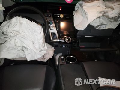 Zdjęcie 8 z 12 samochodu: 2012 TOYOTA PRIUS V VIN:JTDZN3EU2C3176041 - miniatura