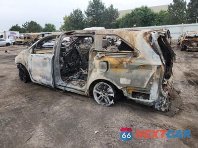 Drugie zdjęcie samochodu z przodu: 2023 TOYOTA SIENNA XSE VIN:5TDXSKFC1PS087291 - miniatura