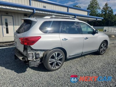 Trzecie zdjęcie samochodu z tyłu: 2018 NISSAN PATHFINDER S VIN:5N1DR2MN5JC605846 - miniatura