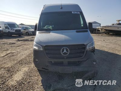 Piąte zdjęcie samochodu w środku: 2023 MERCEDES-BENZ SPRINTER 2500 VIN:W1W4NCHY4PT145828 - miniatura