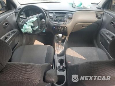 Zdjęcie 8 z 13 samochodu: 2008 KIA RIO BASE VIN:KNADE123986424119 - miniatura
