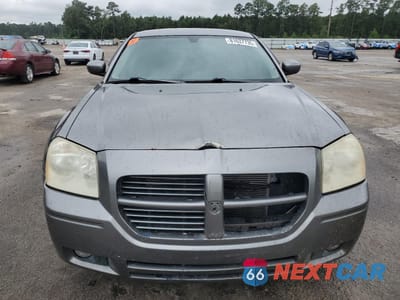 Piąte zdjęcie samochodu w środku: 2005 DODGE MAGNUM R/T VIN:2D4GV58295H123319 - miniatura