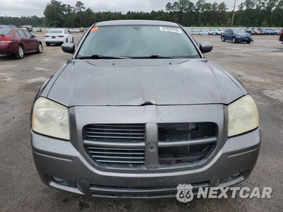 Piąte zdjęcie samochodu w środku: 2005 DODGE MAGNUM R/T VIN:2D4GV58295H123319 - miniatura