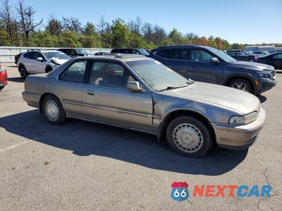 Czwarte zdjęcie samochodu z boku: 1990 HONDA ACCORD EX VIN:1HGCB7266LA034686 - miniatura
