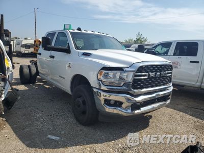 Czwarte zdjęcie samochodu z boku: 2022 RAM 3500 VIN:3C7WRTCLXNG246048 - miniatura