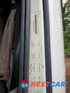 Zdjęcie 10 z 10 samochodu: 2016 VOLVO VN VNL VIN:4V4NC9EH8GN951998 - miniatura