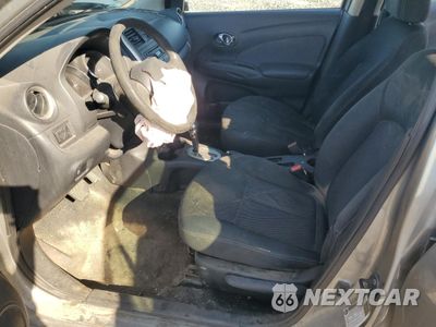 Zdjęcie 7 z 14 samochodu: 2014 NISSAN VERSA S VIN:3N1CN7AP3EL834862 - miniatura
