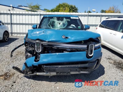 Piąte zdjęcie samochodu w środku: 2025 RIVIAN R1T ADVENTURE VIN:7FCTGBAAXSN039299 - miniatura