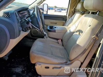 Zdjęcie 7 z 12 samochodu: 2011 CHEVROLET SILVERADO C1500 LT VIN:1GCRCSE0XBZ244370 - miniatura