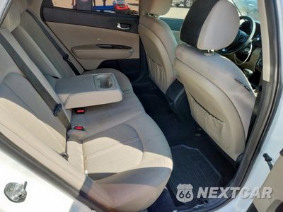 Zdjęcie 10 z 12 samochodu: 2016 KIA OPTIMA LX VIN:5XXGT4L31GG080940 - miniatura