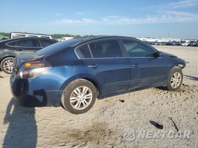 Trzecie zdjęcie samochodu z tyłu: 2010 NISSAN ALTIMA BASE VIN:1N4AL2AP4AN485529 - miniatura