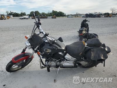 Trzecie zdjęcie samochodu z tyłu: 2003 YAMAHA XVS1100 A VIN:JYAVP11E13A035903 - miniatura