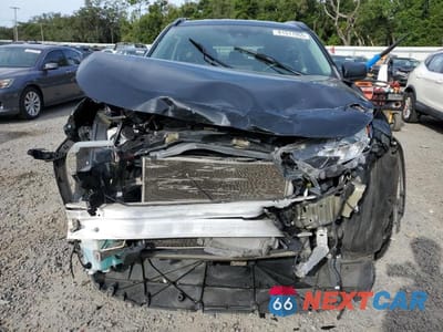 Piąte zdjęcie samochodu w środku: 2019 TOYOTA RAV4 LE VIN:2T3F1RFV4KC011114 - miniatura