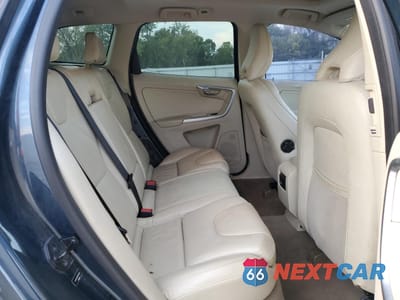 Zdjęcie 10 z 14 samochodu: 2011 VOLVO XC60 T6 VIN:YV4902DZ9B2150351 - miniatura