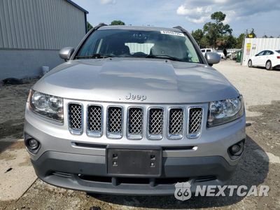Piąte zdjęcie samochodu w środku: 2016 JEEP COMPASS LATITUDE VIN:1C4NJCEA6GD769398 - miniatura