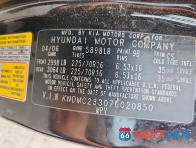 Zdjęcie 13 z 15 samochodu: 2007 HYUNDAI ENTOURAGE GLS VIN:KNDMC233076020850 - miniatura