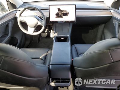 Zdjęcie 8 z 12 samochodu: 2024 TESLA MODEL Y VIN:7SAYGAEE2RF124457 - miniatura
