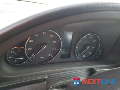 Zdjęcie 9 z 14 samochodu: 2005 MERCEDES-BENZ C 230K SPORT SEDAN VIN:WDBRF40J75F576998 - miniatura
